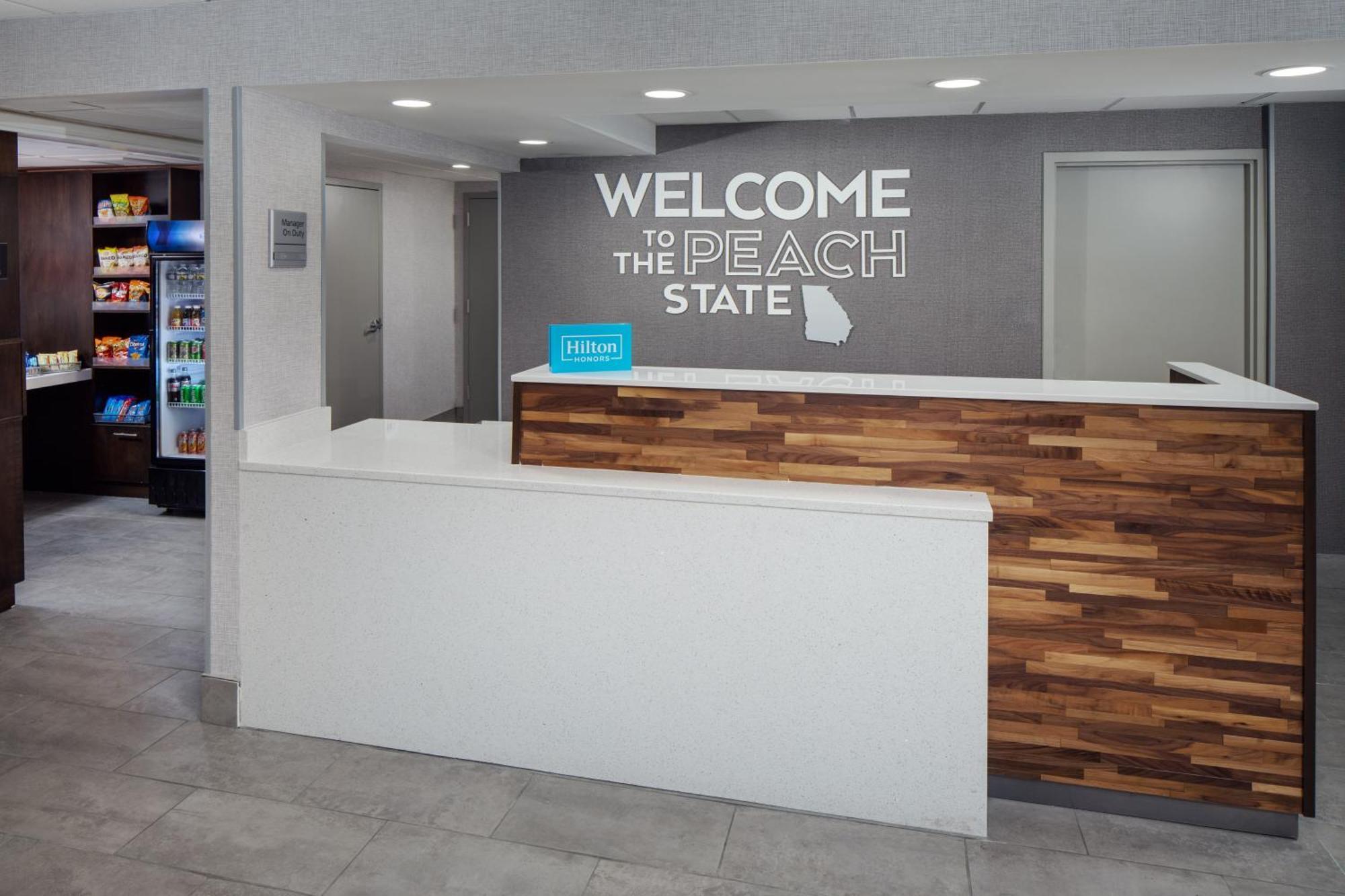 Hampton Inn Atlanta-Northlake Tucker Exteriör bild